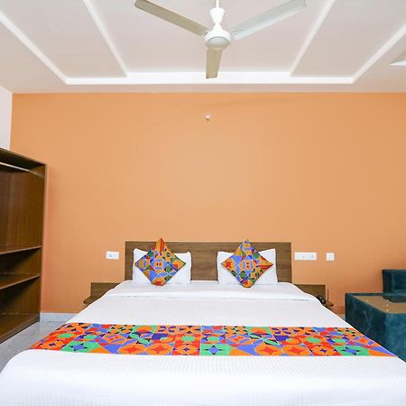 Fabhotel Golden Hitech - Nr Hitech City Hyderabad Exterior foto